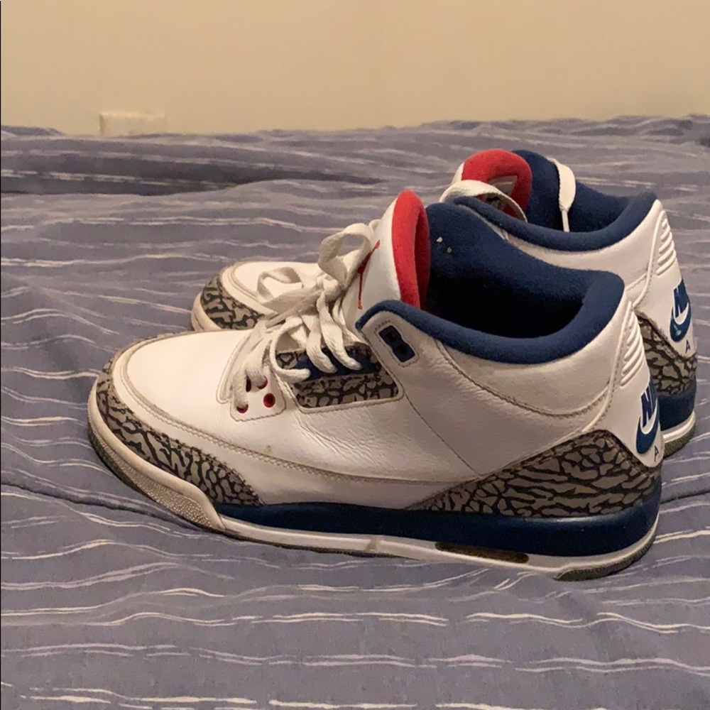 Jordan retro 3 true blue